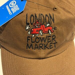 London Flower Market Brown Cap with Red Car Embroidery